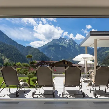 Отель St. Georg Майрхофен